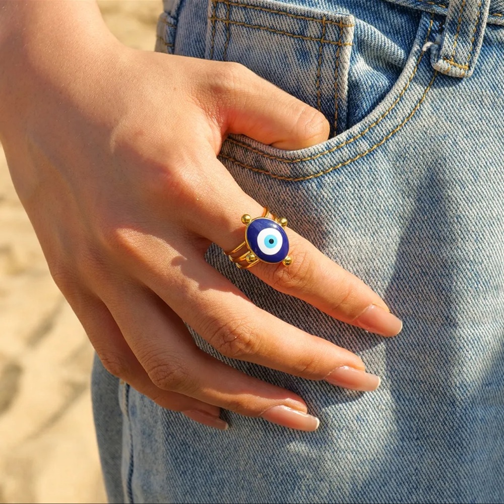 18K Gold Plated Looking out for you ring